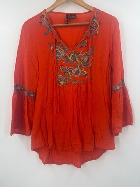 Summer womans babydoll gauze top Lightweight embroidered blouse boho festival